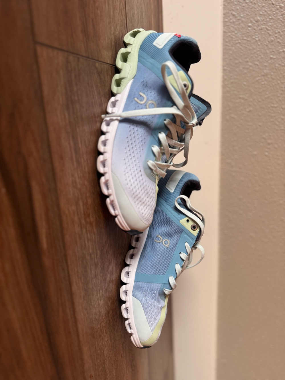 On Cloud Running Women’s Sneakers in Light Blue and White with Pale Green Accent